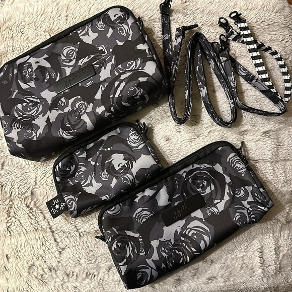 Ju-Ju-Be Onyx Collection Be Set in Black Petals NWOT - Picture 2 of 9